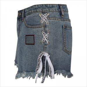 ショートスウィングレースをプリントした裾が短くなったWS1483