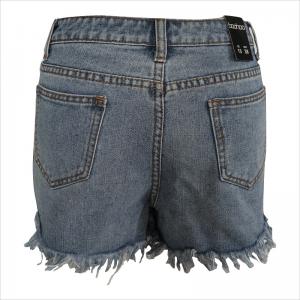 ショートスウィングレースをプリントした裾が短くなったWS1483