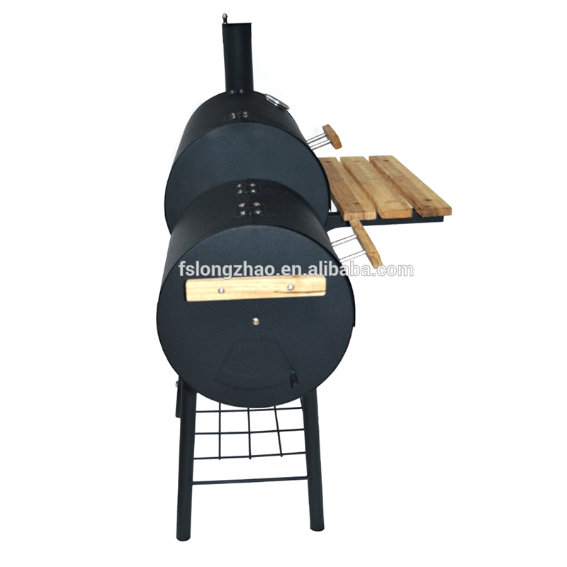 高品質の2つのダブル/ツインバレルバーベキューと煙突スモーカーと木製のテーブル