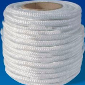 炭素繊維コーナーによる黒鉛充填