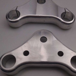 自動車の非標準部品カスタム化