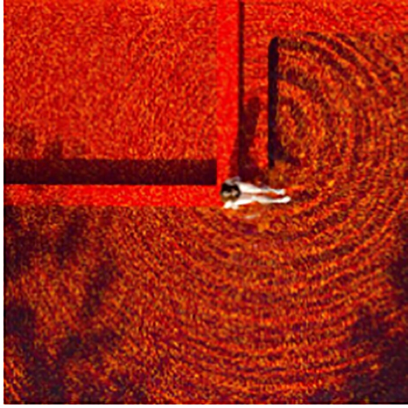 タイのユニークな色のプール