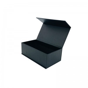 美しく包まれたギフトボックスカスタマイズされた大きなギフトボックス