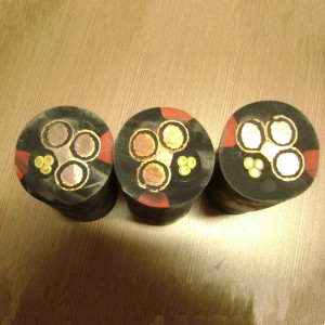 VFDケーブルの低電圧の銅テープはXLPE /ポリ塩化ビニールの送電線を保護しました