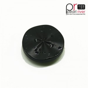 注文のロゴの円形の彫版の樹脂は衣類/ワイシャツのためのボタンを縫います