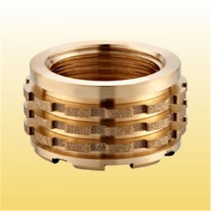 真鍮インサートフィッティング