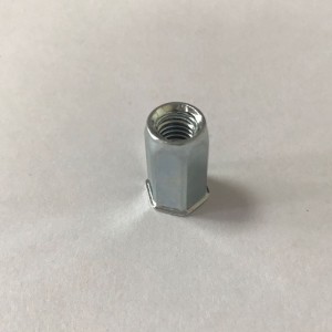 リベットナット