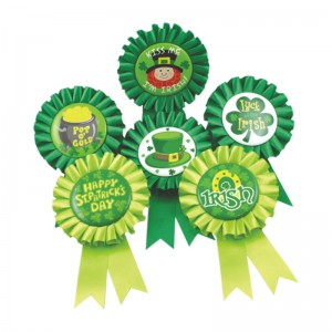 中国の製造業者の円形のリボンのバッジ誕生日パーティーのためのプラスチックピンバッジの方法賞