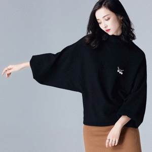 カスタマイズされた50％ウール50％アクリルハイタートルネックランタンスリーブセーター