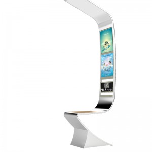 金属フレームが付いている最も普及したスマートな太陽街路広告の木の家具のベンチ