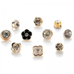 最新の販売絶妙な創造的な前衛的な衣服ボタンファッションバルク紫外線ラインストーンボタン