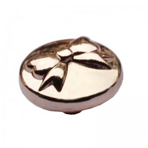 タックコーム13のためのファッションバタフライボタンデザイン衣服金属ゴールドシャンクボタン