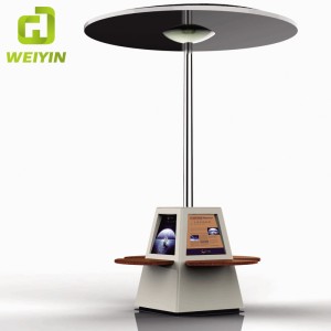 屋外のためのUSBの充電器をつけるLEDのスマートな太陽動力を与えられた広告のベンチ
