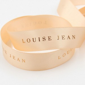 カスタマイズされたカラフルなロゴ印刷エンボス箔プリントブラックサテンリボン