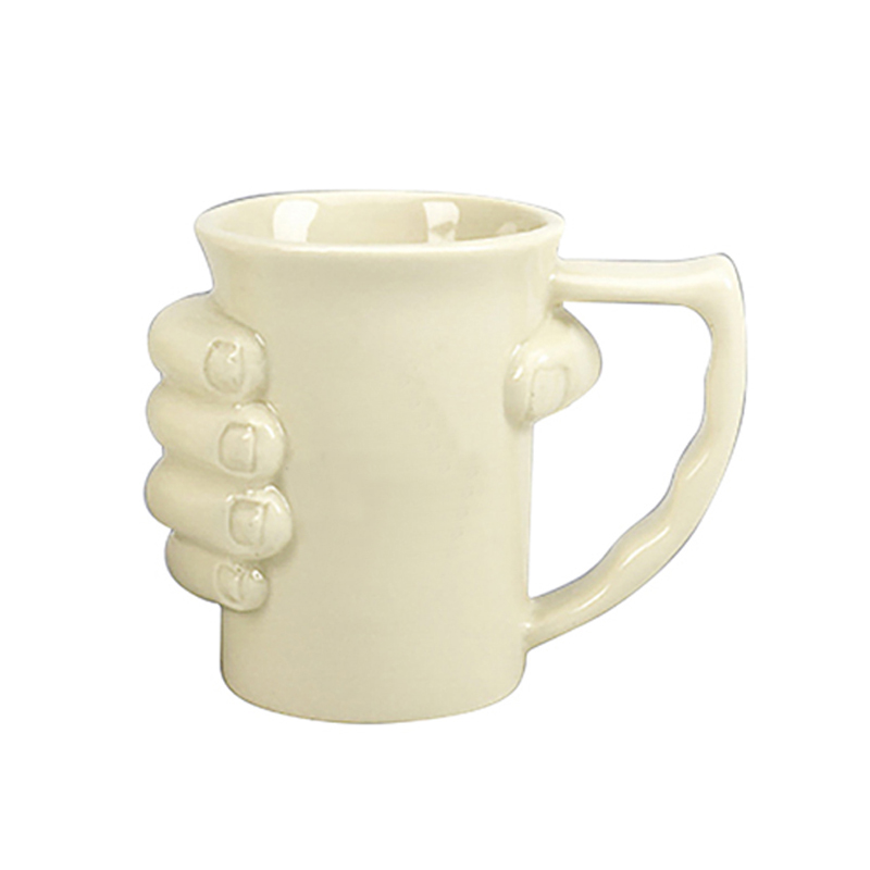 ハンドルのコーヒーマグカップの創造的なギフトが付いている3D定形陶磁器のマグ