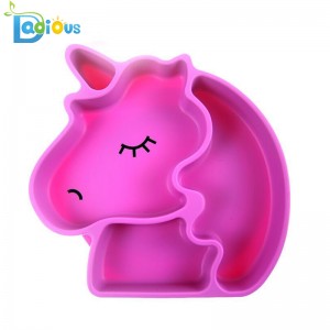 FDAシリコングリップディッシュサクションプレート分割幼児プレートBPAフリーシリコンベビープレート