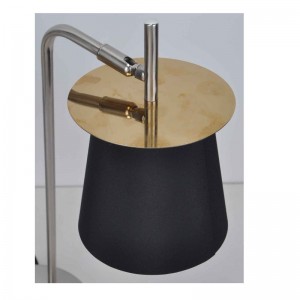 ファブリックシェード付きテーブルランプ、および装飾シート