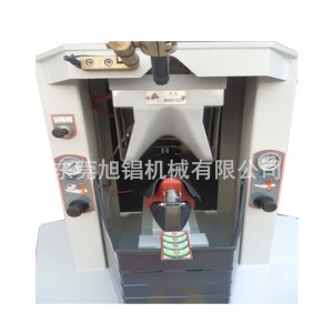 靴製造用バンプ成形機