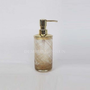 ガラス製バスルームアクセサリーセットと金属ポンプ