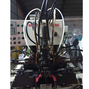 Schoen sandt 6400CCシューヒールシートとサイドラスティングマシンを使用。