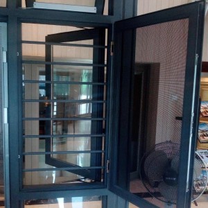 アルミ蚊帳画面ウィンドウ