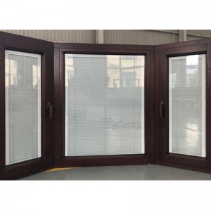 アルミ製の湾と弓の窓