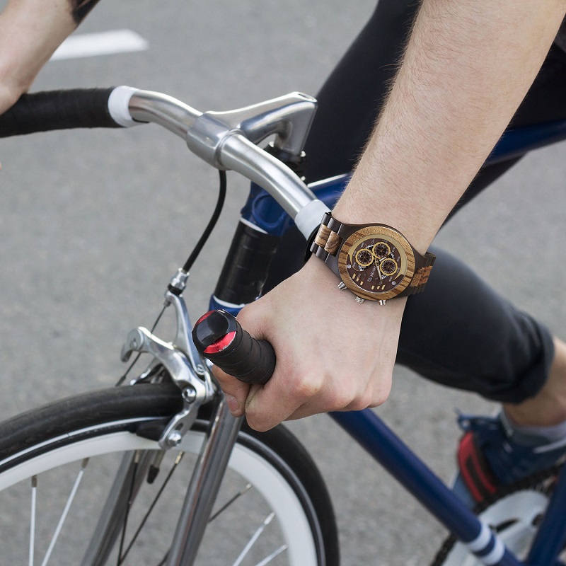 方法防水金の水晶木製の腕時計のステンレス鋼は木製の習慣を見ます