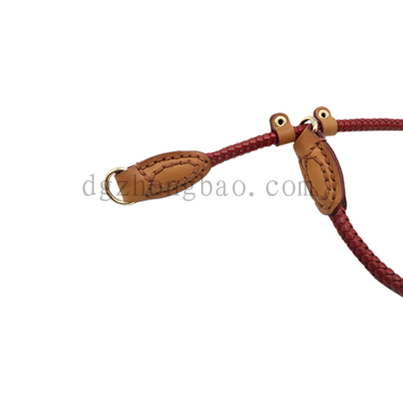 犬用の赤い革と編み込みペットの首輪