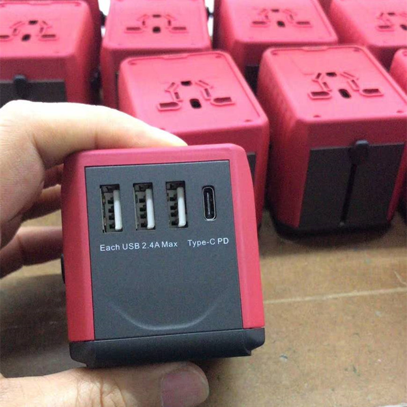 Max Power 1920W＆30W（3USB＆1Type C）超高速充電ユニバーサルトラベルアダプターワールドワイドトラベルパワーアダプターUS EU UK AUS用PDおよびクイックチャージ3.0付きユニバーサルウォールアダプター（パッケージは異なる場合があります）