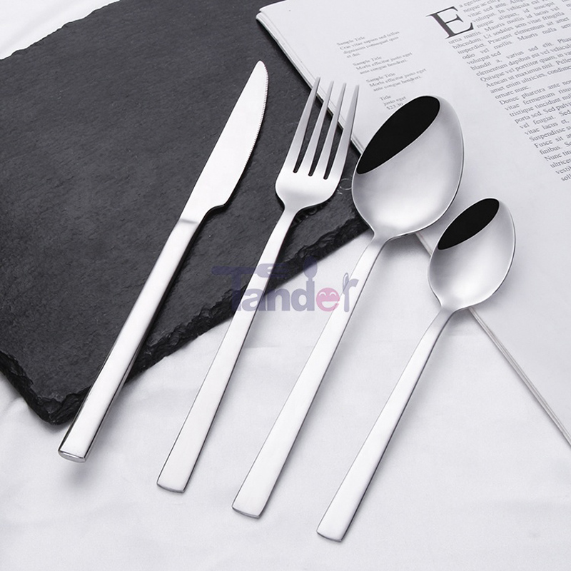 レストランの鋼のカトラリーの再利用可能な食器ステンレスの銀器セット