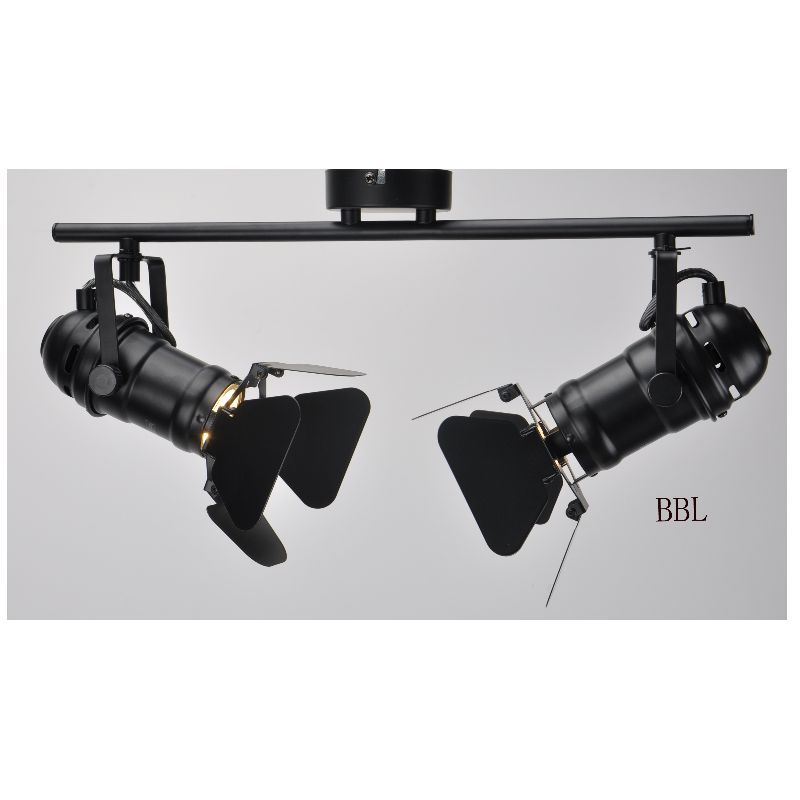 Uブラケット付きムービースポットライト2、方向を調整可能