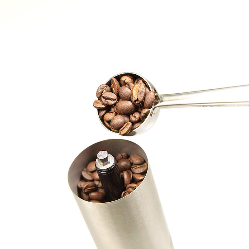 ステンレス鋼コードレスポータブルマニュアルコーヒーグラインダー円錐形のバーハンドスプーンを使用してコーヒー豆グラインダー