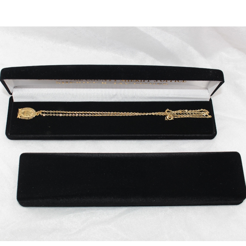 D-11バッジ＆ネックレス用カスタム卸売ブラックベルベットボックス