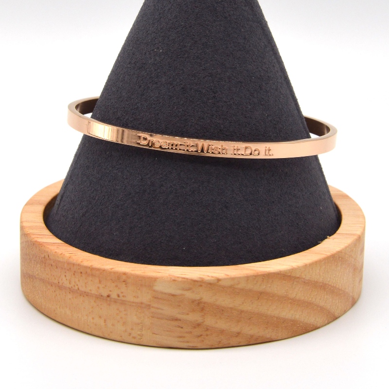 ステンレススチールレターブレスレット