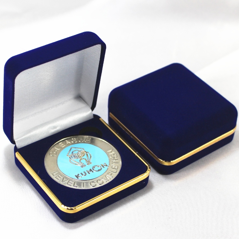 ピードル、コイン＆バッジ、MM用丸型ビロードボックス。65 * 68 * 29、重さ約40 g。