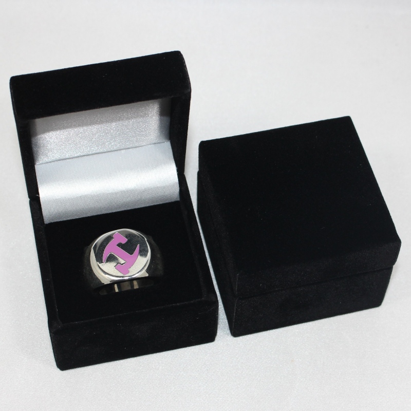 アイテムV-08直径25-38 mmのコイン、バッジ、大きなリングなどのmmの正方形のフランネルボックス。 60 * 60 * 48、重量約63g