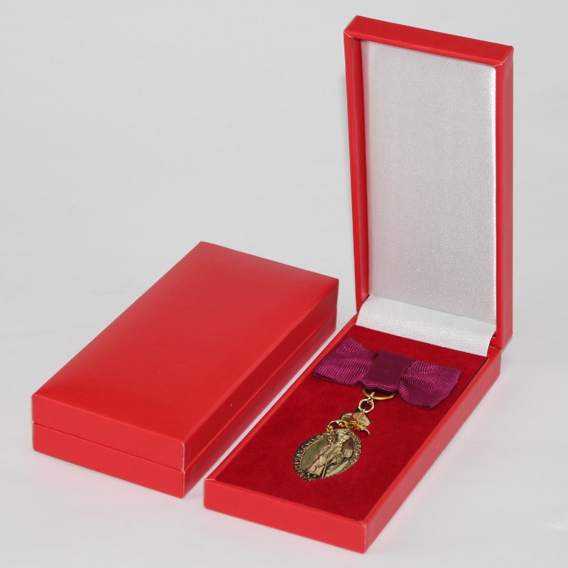 アイテムV-10L長方形のレザーレットペーパーボックス。50* 120 mmメダルやバッジなどに使用できます。 69 * 148 * 30、重量約98g