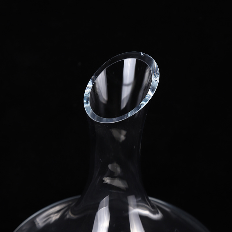 2020新しいワインデカンター透明ガラスハンドルなしのシンプルな傾斜ワインデカンターは卸売り用にカスタマイズできます