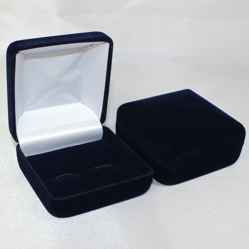 アイテムT-02メダルボックス、25〜45 mmのコイン、バッジ＆小メダルなどのフランネルまたはPUレザーで覆われています。mm.65* 65 * 35mm、重量約62g