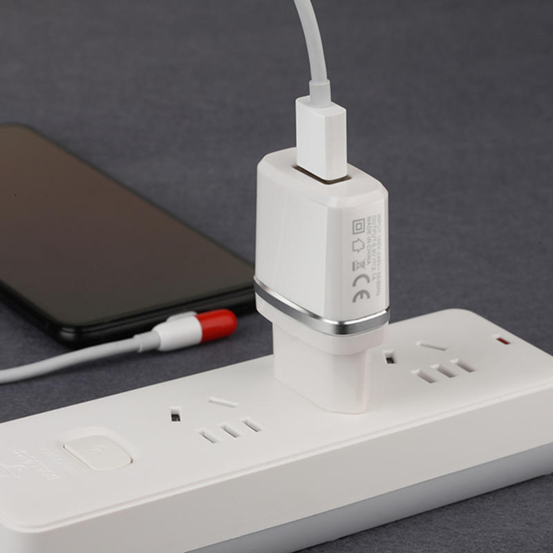 USB壁ユニバーサルマルチ旅行充電器アダプター高速携帯電話充電ポータブル充電器