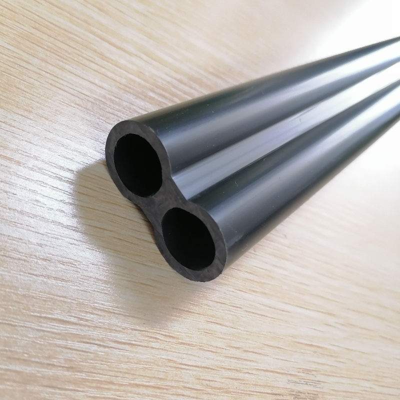 カスタムメイドの珍しい形の黒いPVC