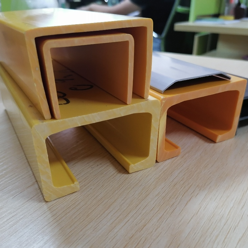 PVCU溝PVC「U」字型トリムプロファイルプラスチックプロファイルPVCチャネル