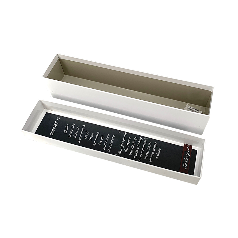 ミニシャンパンと光沢のあるウェディングワインボックスのボックス