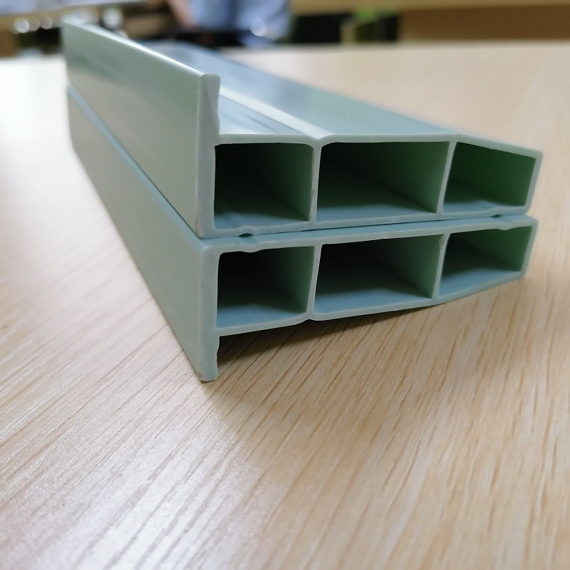 PVC羽口プロファイルpvc中空プロファイルメーカーpvcの中国メーカー換気システム用Lセクショントリム