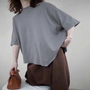 ゆったりしたデザイン・ミニマリスト丸襟スタイルステッチされたスリーブ・スタイル・カジュアルなソリッド・コットンとリネン・オーバーサイズ・カスタム