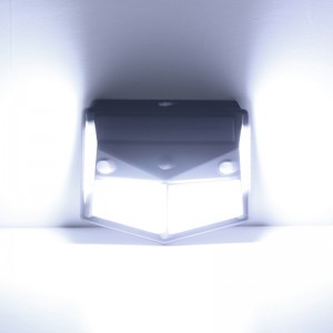 ソーラーウォールランプ