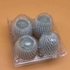 4個の卵用のプラスチックトレイ