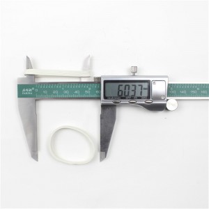 カスタマイズ可能な直径38mmの白は、オフィス文化および教育工場の直販用の高弾性および耐老化性ゴムバンドを広げました