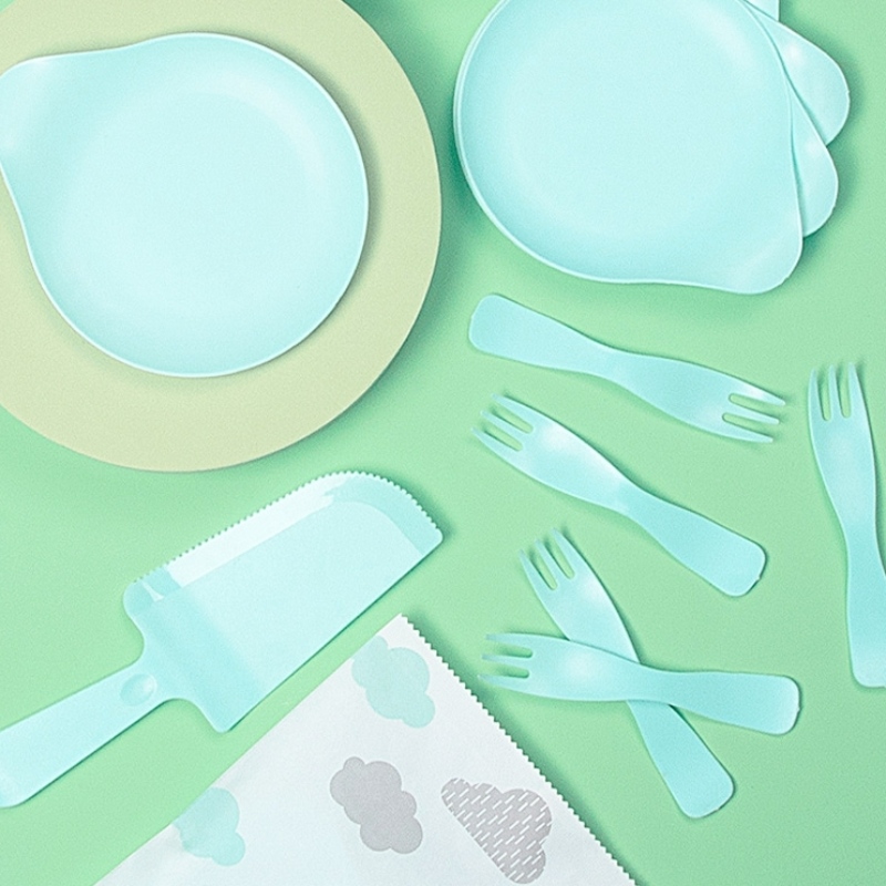 分解性原料PBATの価格は急激に上昇しました