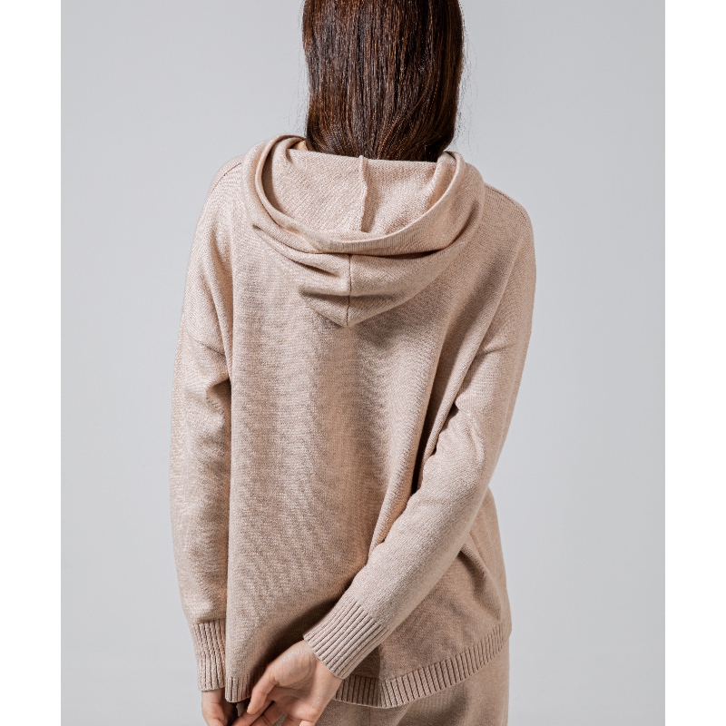 シンプルでシンプルなニットパーカーとシングルトップ68036#